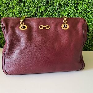 Salvatore Ferragamo Leather Shoulder Bag -
Burgundy